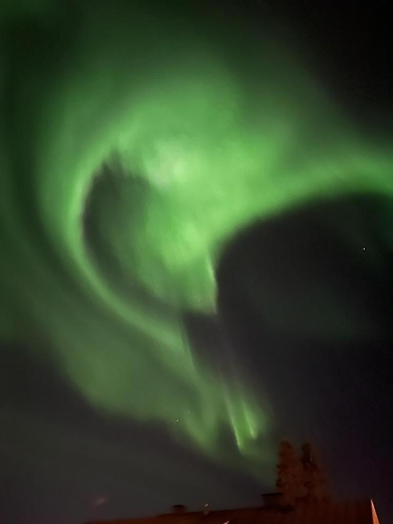 Apartment Suutarintie - Authentic Lappish Experience By The River โรวานิเอมิ ภายนอก รูปภาพ