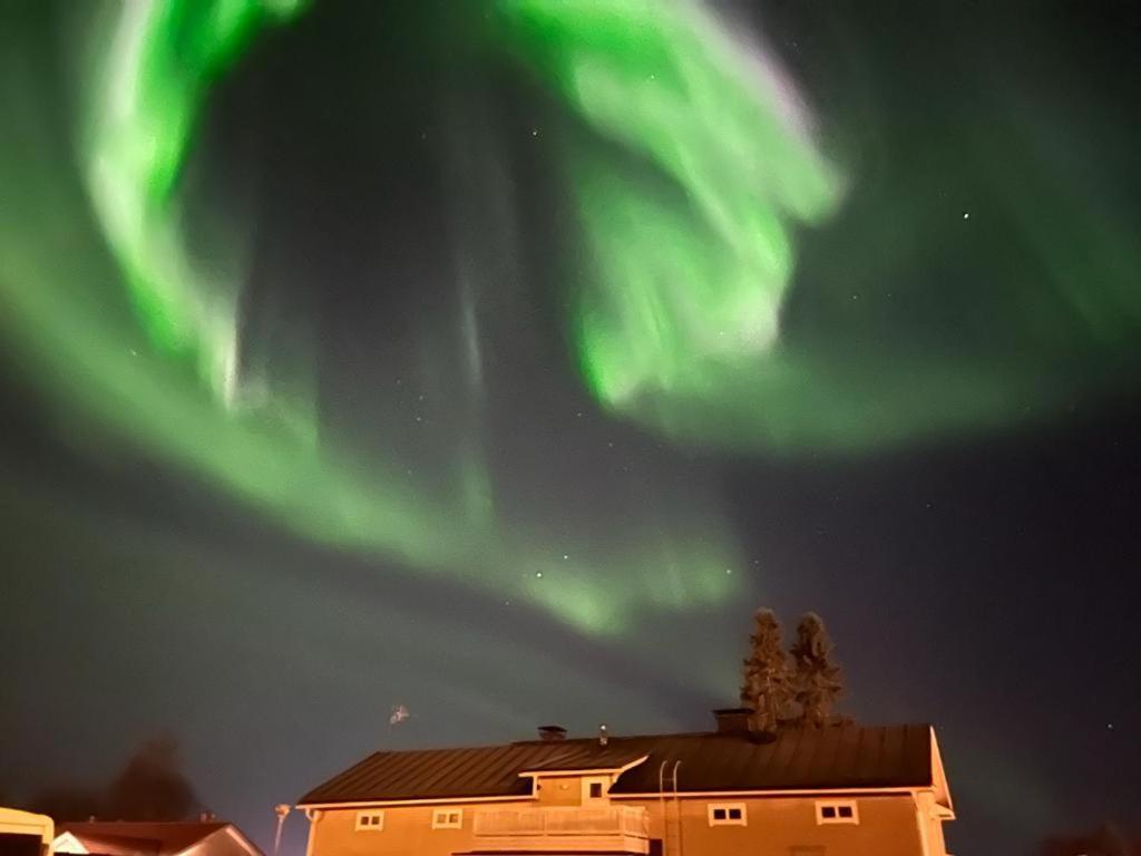 Apartment Suutarintie - Authentic Lappish Experience By The River โรวานิเอมิ ภายนอก รูปภาพ