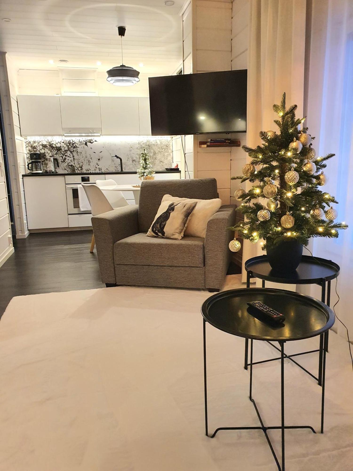 Apartment Suutarintie - Authentic Lappish Experience By The River โรวานิเอมิ ภายนอก รูปภาพ